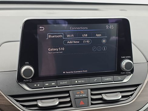 Used 2024 Nissan Altima 2.5 SV FWD image 19