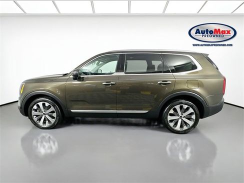 Used 2022 Kia Telluride S image 9
