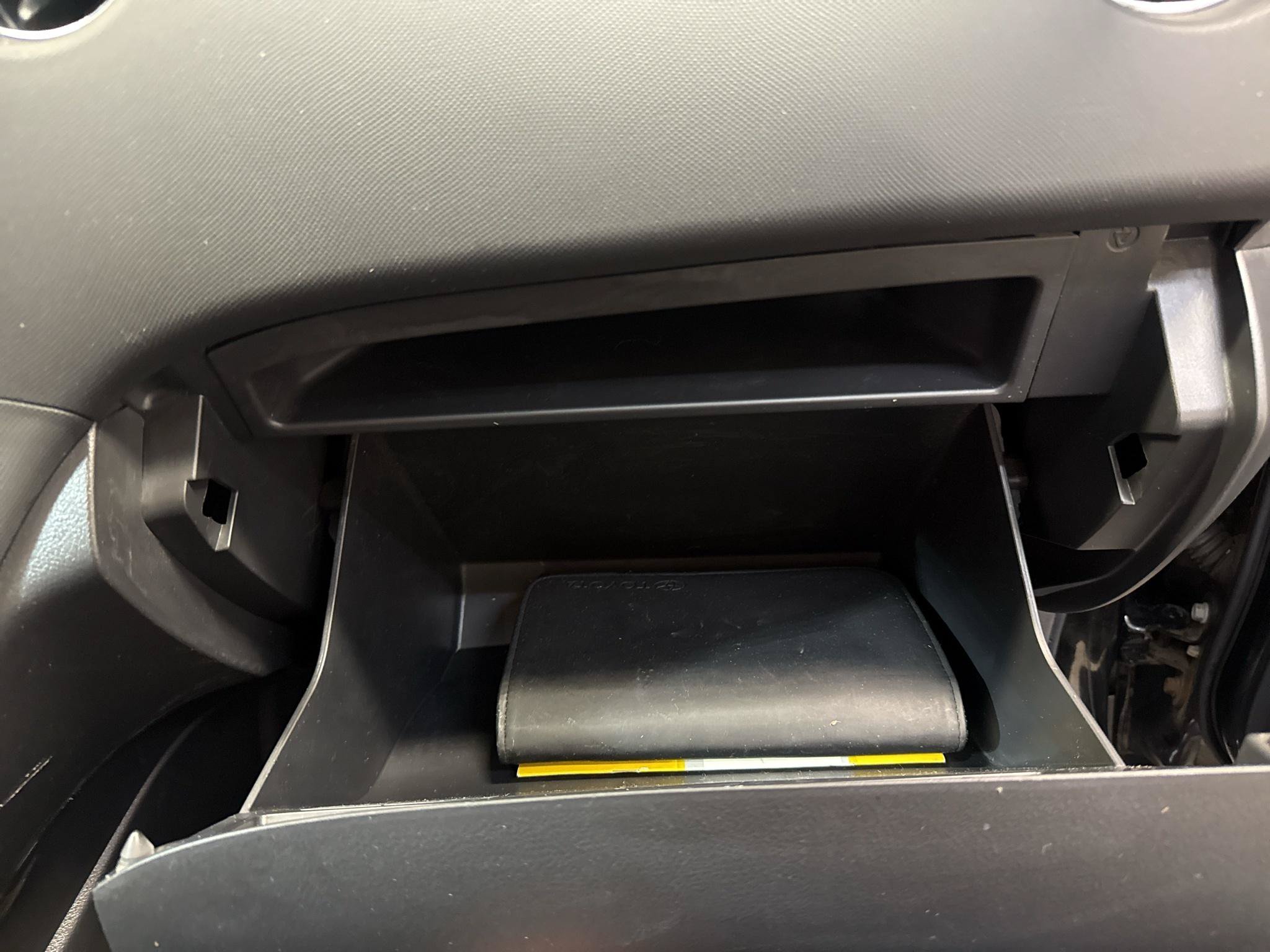 Used 2009 Toyota Matrix FWD image 23
