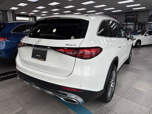 Used 2026 Mercedes-Benz GLC 300 4MATIC image 6