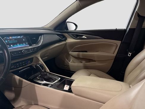 Used 2018 Buick Regal Preferred w/ Sights and Sounds Package image 24