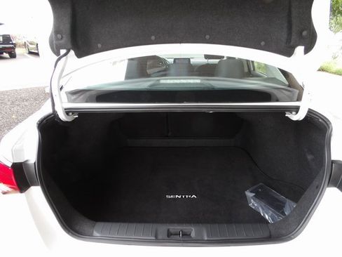 Certified 2024 Nissan Sentra SR image 10