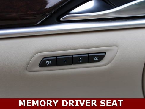 Used 2016 Cadillac XTS Luxury image 13