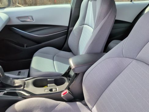 Certified 2024 Toyota Corolla SE image 23