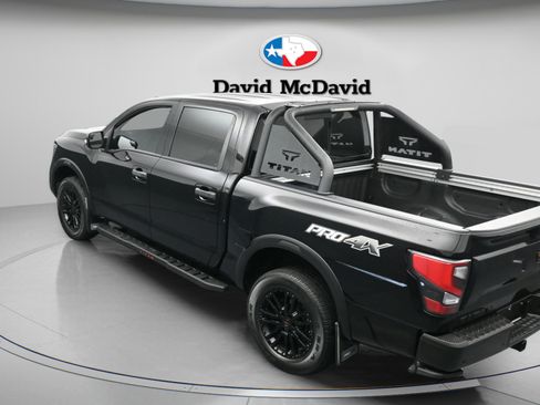 Used 2021 Nissan Titan PRO-4X w/ Pro-4x Convenience Package image 41
