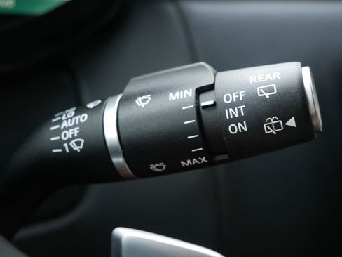 Used 2023 Land Rover Range Rover SE image 26