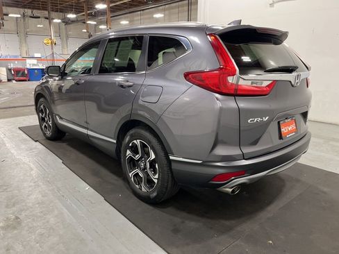 Used 2018 Honda CR-V Touring image 6