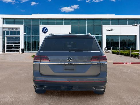 Used 2023 Volkswagen Atlas SE w/ Panoramic Sunroof Package FWD image 6