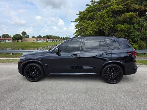 Used 2025 BMW X5 M60i w/ Climate Comfort Package AWD/4WD image 7