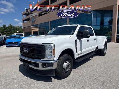 Used 2024 Ford F350 XL w/ 360-Degree Camera Package AWD/4WD image 1