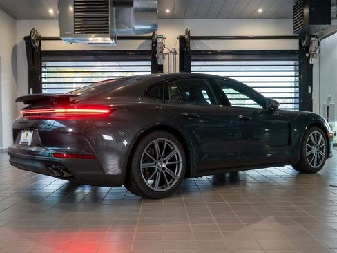 New 2025 Porsche Panamera 4 AWD/4WD image 10