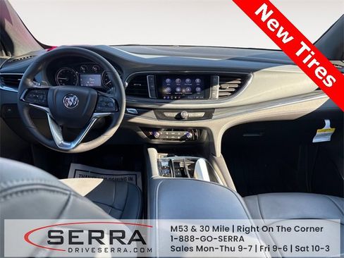 Used 2024 Buick Enclave Essence w/ Experience Buick Package image 10