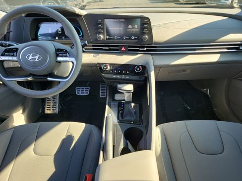 New 2026 Hyundai Elantra Sport FWD image 7