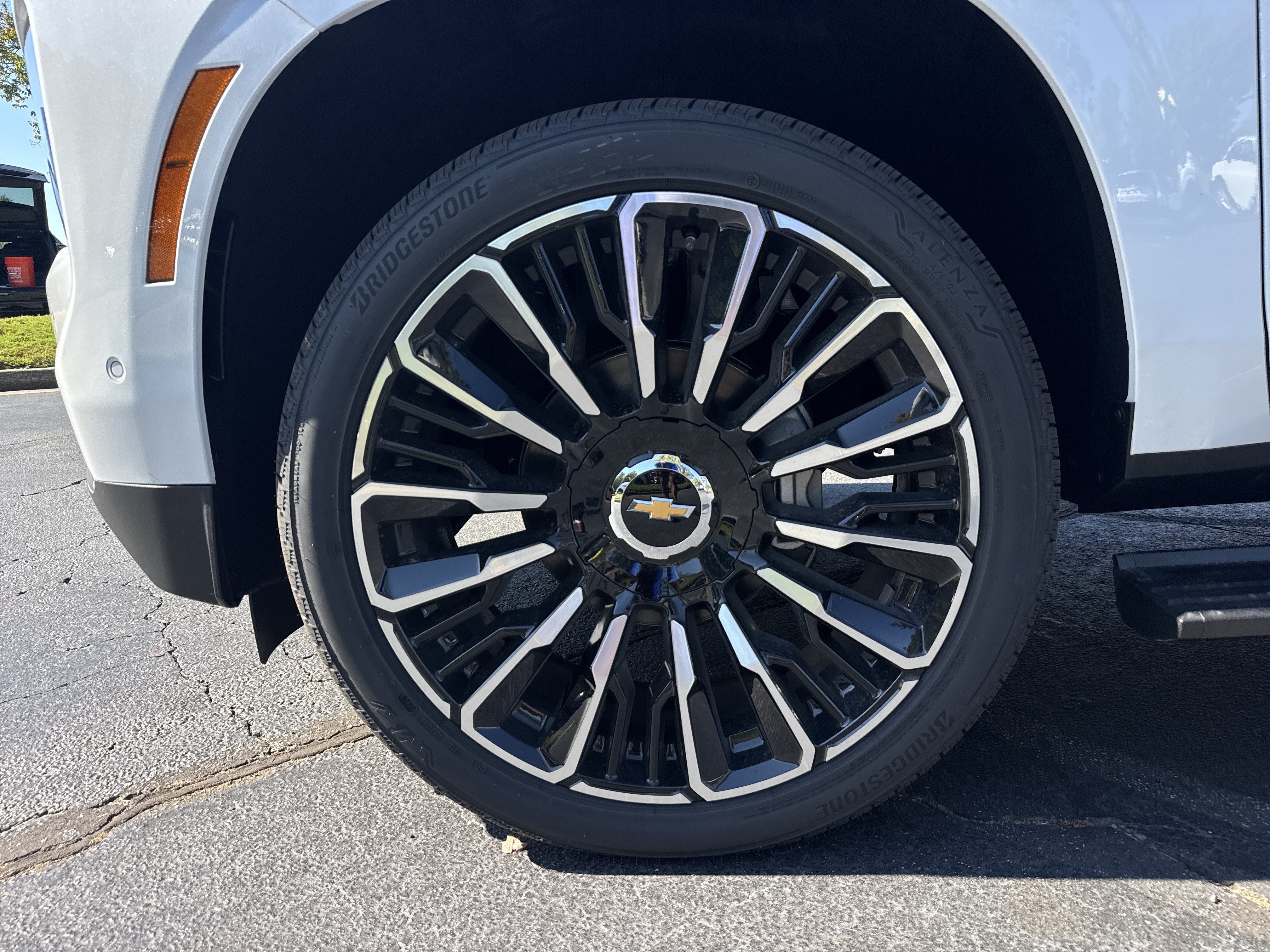 New 2027 Chevrolet Tahoe High Country AWD/4WD image 11
