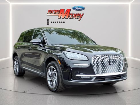 Used 2024 Lincoln Corsair AWD w/ Equipment Group 101A image 3