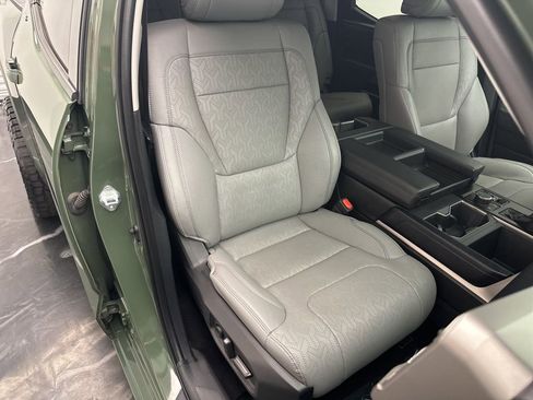 Used 2023 Toyota Tundra SR5 w/ SR5 Premium Package image 9