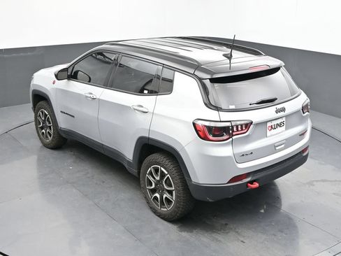 Used 2025 Jeep Compass Trailhawk AWD/4WD image 35
