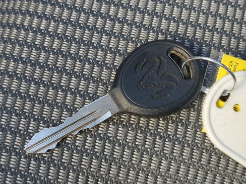 Used 2011 Dodge Dakota ST image 31