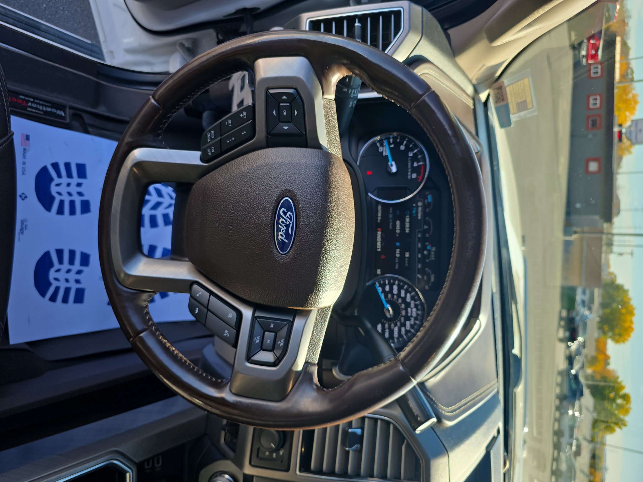 Used 2019 Ford F250 Limited w/ FX4 Off-Road Package AWD/4WD image 12