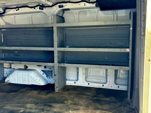 Used 2018 Ford Transit 250 130 Low Roof image 13