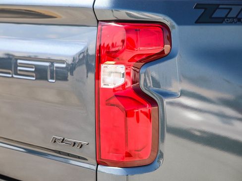 Used 2019 Chevrolet Silverado 1500 RST AWD/4WD image 9