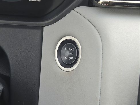 Used 2025 Land Rover Range Rover Velar Dynamic SE image 32