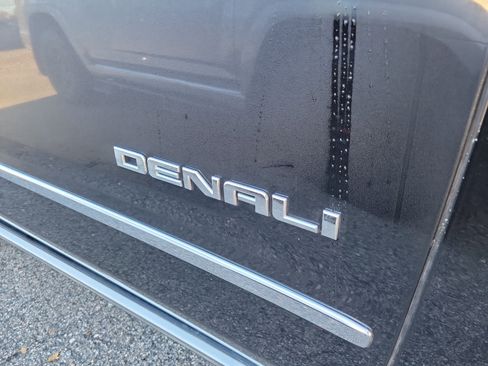 Used 2016 GMC Yukon Denali w/ Open Road Package image 11