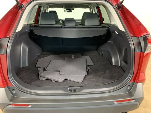 Used 2022 Toyota RAV4 XLE w/ XLE Grade Weather Package AWD/4WD image 13