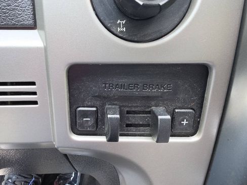 Used 2013 Ford F150 FX4 w/ Luxury Equipment Group AWD/4WD image 24