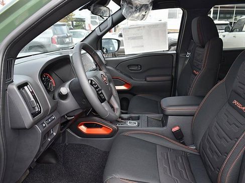 New 2026 Nissan Frontier PRO-4X w/ Pro-4x Convenience Package image 7