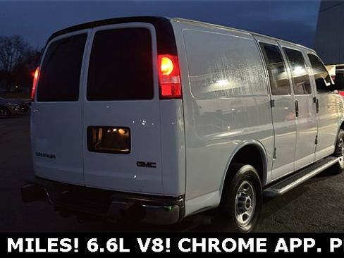 Used 2022 GMC Savana 2500 w/ Driver Convenience Package image 27