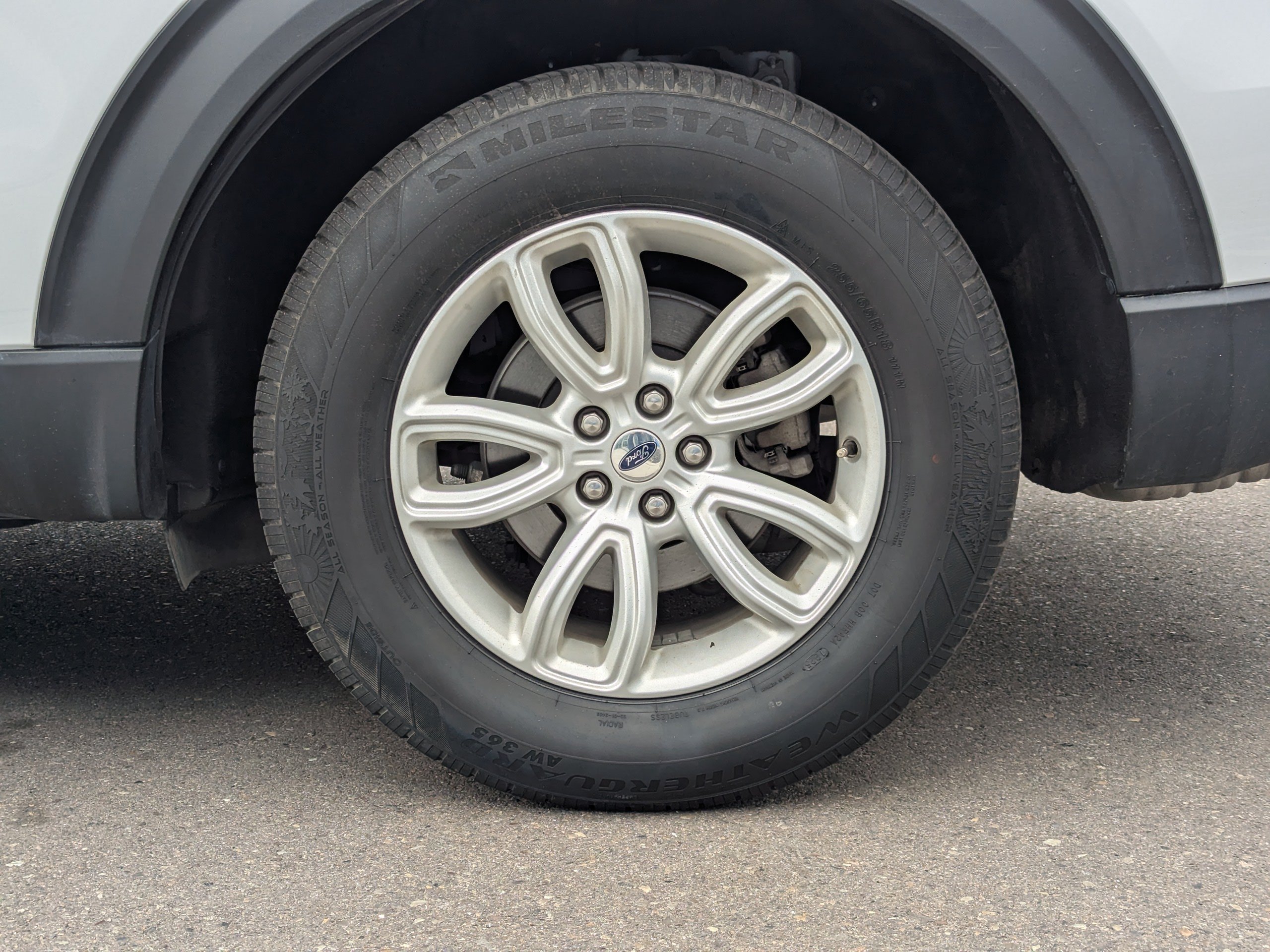 Used 2021 Ford Explorer 4WD w/ Class III Trailer Tow Package image 49