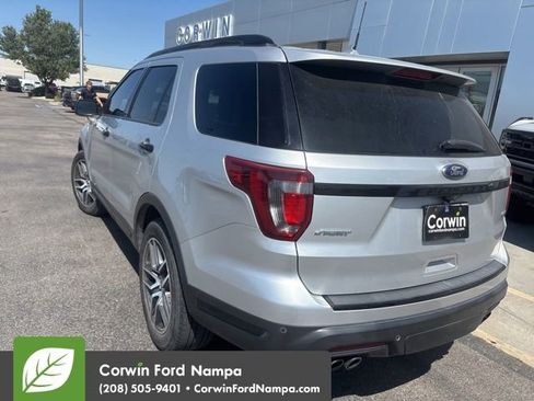 Used 2018 Ford Explorer Sport AWD/4WD image 7