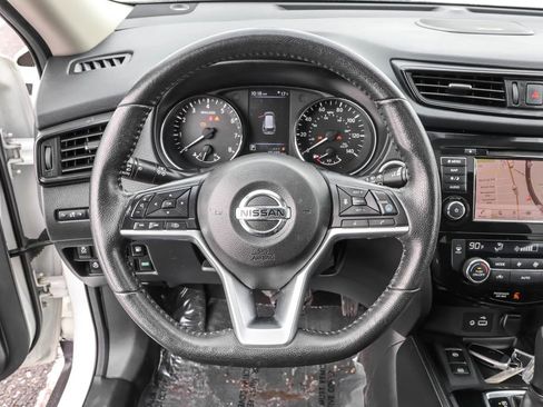 Used 2020 Nissan Rogue SL w/ Premium Package image 21