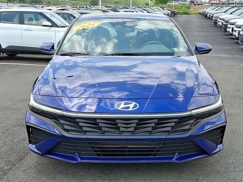 Certified 2024 Hyundai Elantra SEL FWD image 2