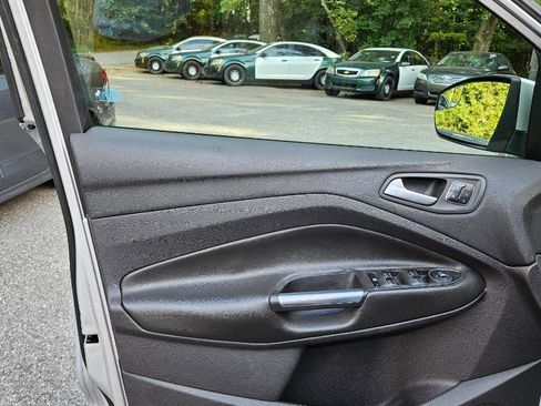 Used 2014 Ford Escape Titanium image 9