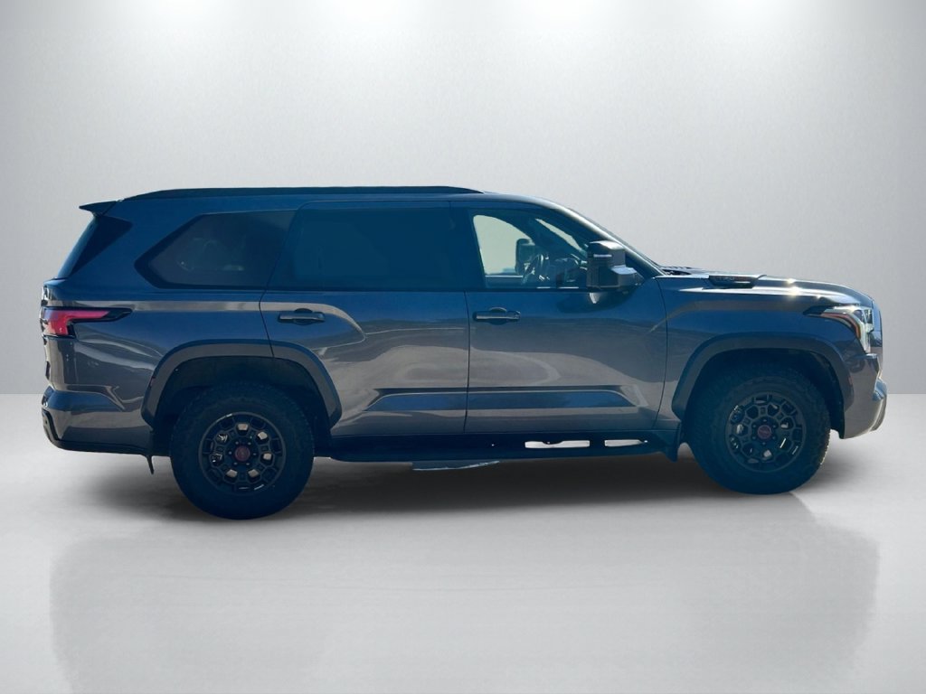Used 2024 Toyota Sequoia TRD Pro AWD/4WD image 4