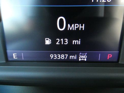 Certified 2019 Chevrolet Silverado 1500 RST AWD/4WD image 35