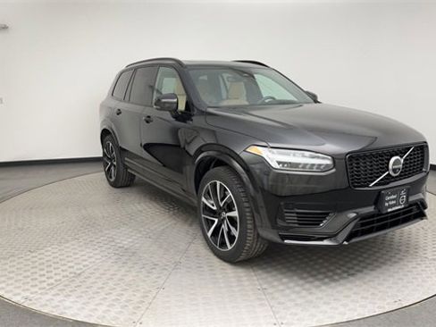 Used 2023 Volvo XC90 T8 Ultimate image 8