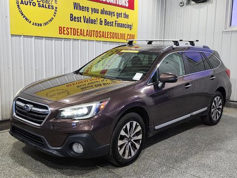 Used 2019 Subaru Outback 3.6R Touring AWD/4WD image 1