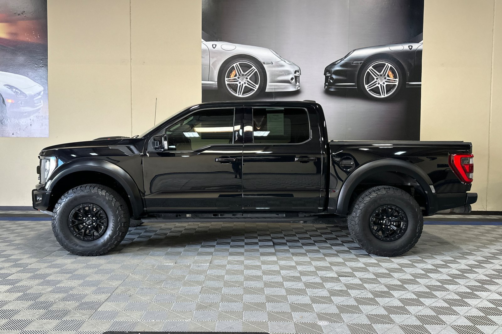 Used 2023 Ford F150 Raptor w/ Equipment Group 802A Raptor R AWD/4WD image 7