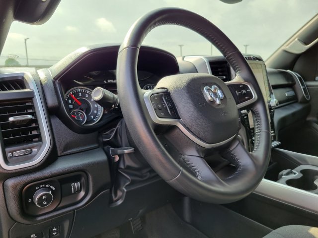 Used 2023 RAM 1500 Big Horn AWD/4WD image 12