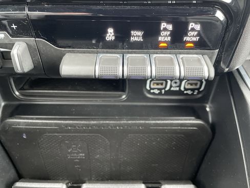 Used 2023 RAM 1500 Laramie image 43