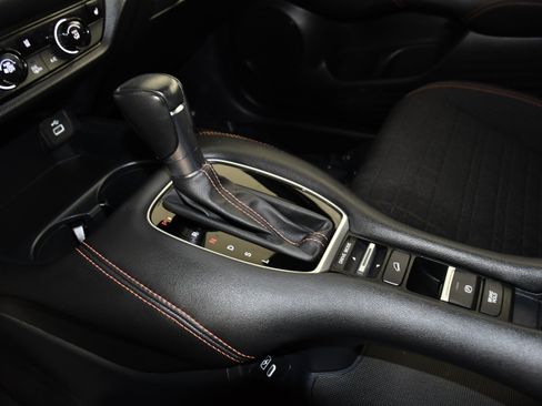 Certified 2024 Honda HR-V Sport image 30