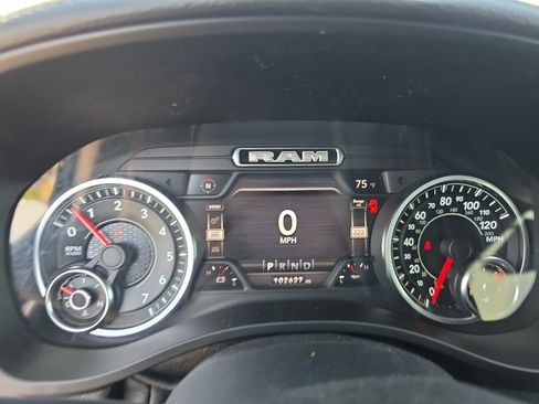 Used 2020 RAM 1500 Laramie w/ Sport Appearance Package AWD/4WD image 12