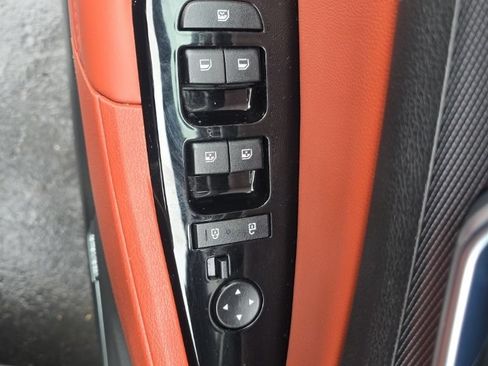 Used 2023 Kia Sportage SX FWD image 12