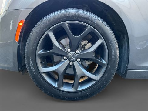 Used 2021 Chrysler 300 S w/ Popular Equipment Group image 15