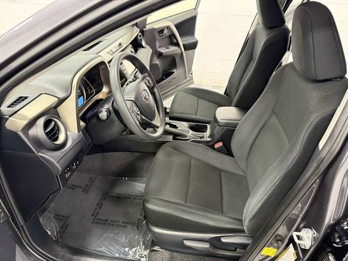 Used 2014 Toyota RAV4 LE image 10