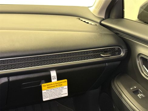 New 2026 Honda HR-V EX-L image 17