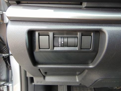 Certified 2025 Subaru Impreza 2.0i AWD/4WD image 19